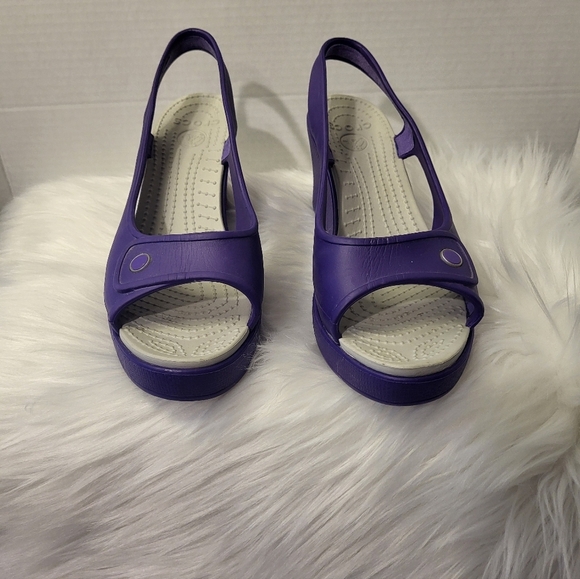 CROCS Purple Open-Toe Sandals, Size 7 - Picture 3 of 7